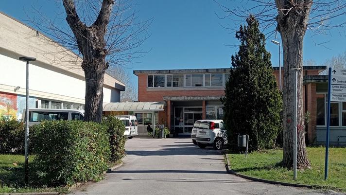 Centro Ceser di via Comparini. Tre in gara per la nuova gestione