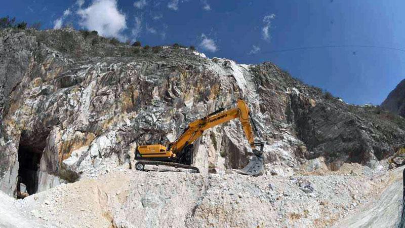 Cave, imprenditori dubbiosi. La sindaca: ce la faremo assieme
