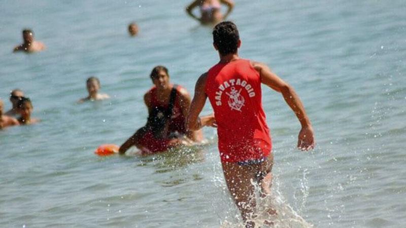 Piombino, investimento da 150mila euro per i bagnini sulle spiagge libere