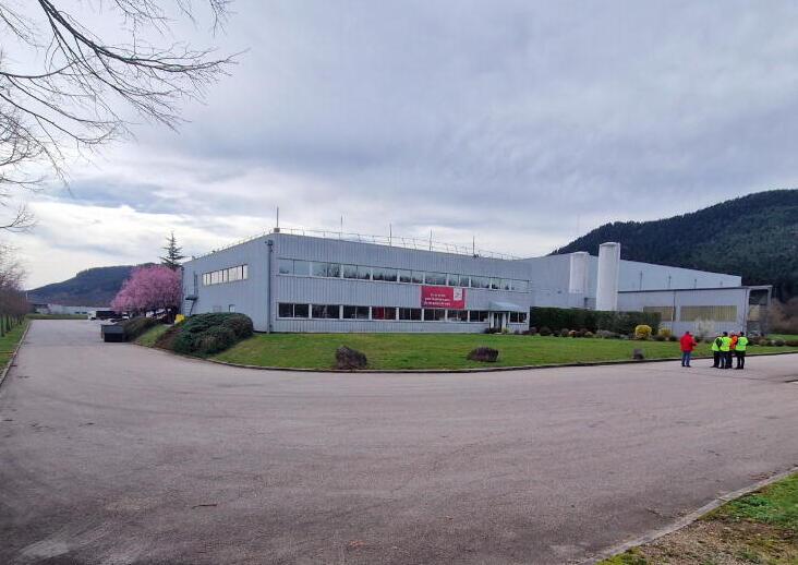 La Lucart cresce anche oltralpe. Acquistato un centro logistico in Francia