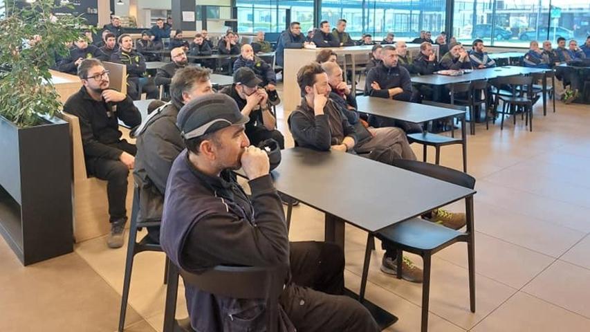 Hitachi, Fiom insiste sull’incentrato. «Altrimenti pronti con lo sciopero»