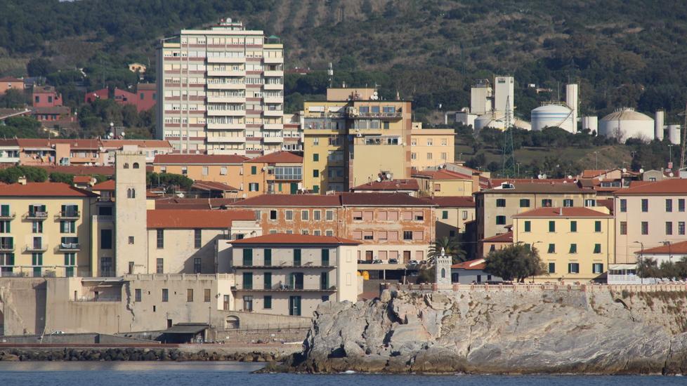 Piombino nella top ten delle città più cliccate per la casa al mare