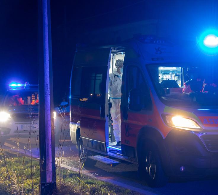 Modena Spray urticante per rapina ai clienti del Notte Tempio Condannati a tre anni 