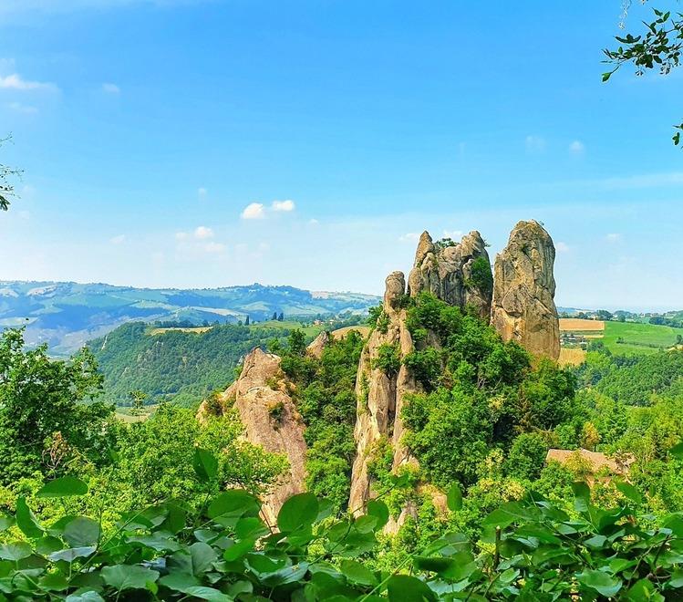 Guiglia Matrimonio con vista Sarà possibile sposarsi sui Sassi di Rocca 