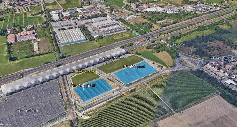 Con l’apertura del parcheggio P1 altri 600 posti auto alla Mediopadana