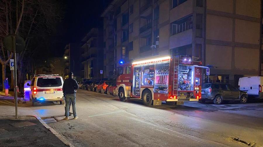Grosseto: fiamme nell’appartamento, intervengono i pompieri