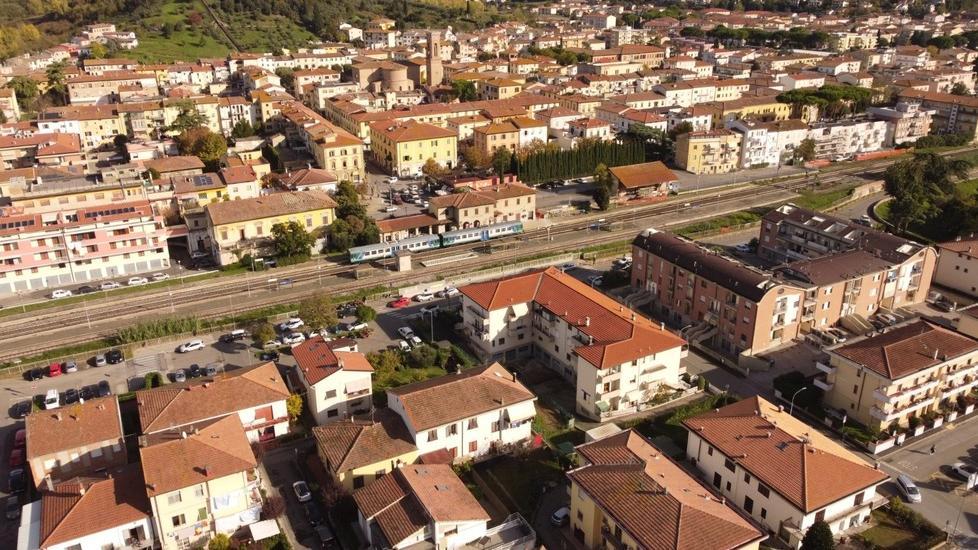 Certaldo, no alla pedonalizzazione di piazza Boccaccio. Adesso spunta anche il nuovo comitato