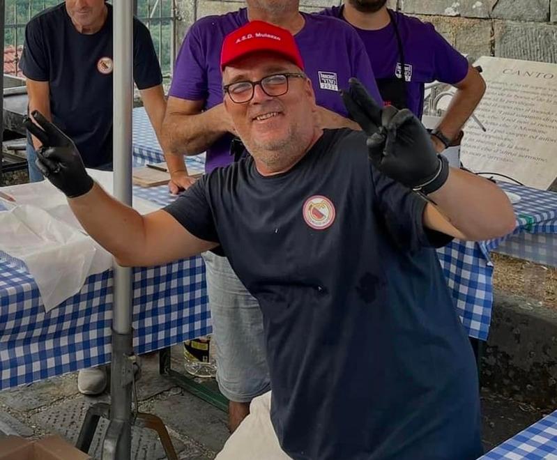 Muore a 52 anni dopo l’incidente ad Aulla. Gli amici del calcio: «Sarà dura continuare questo campionato senza di te»