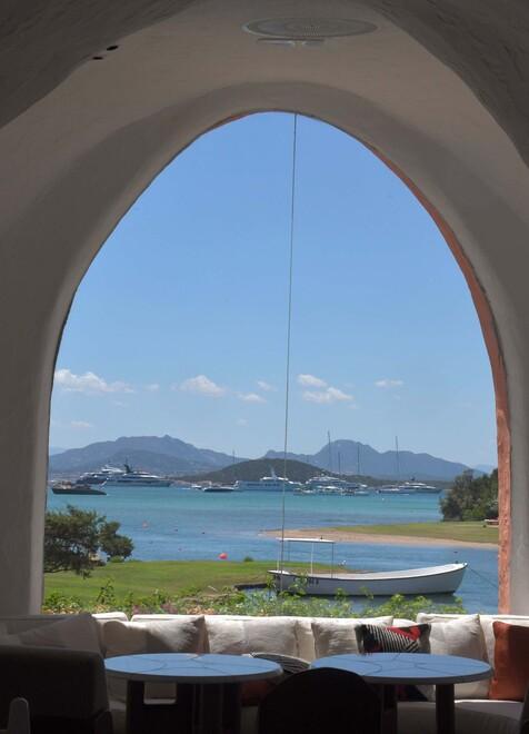 La Costa Smeralda anticipa tutti e si riaccende, Mulas: «Sarà una stagione super»