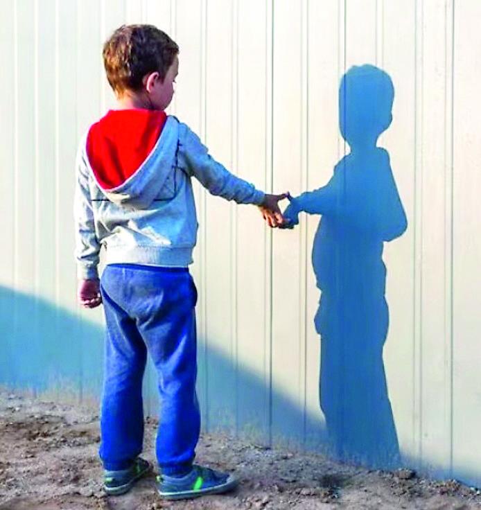 La madre di un bimbo autistico: «I nostri figli meritano di più»