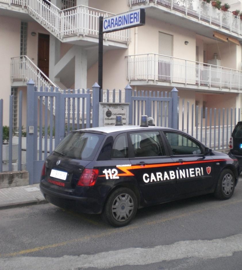 Aveva in casa 2 pistole usate per commettere reati: nei guai un operaio di Buddusò