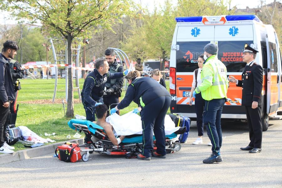 Modena. Tragica rissa al Novi Sad: 16enne muore accoltellato