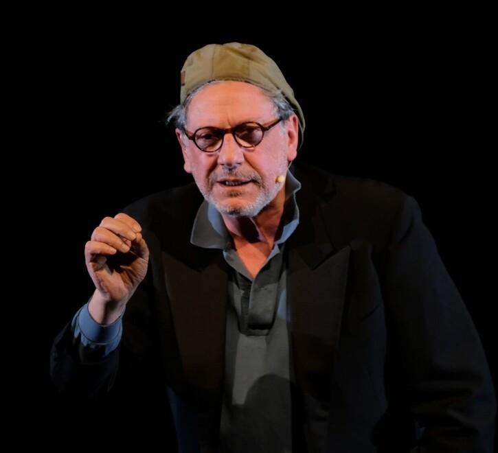 Sergio Castellitto torna Zorro «In scena racconto il valore della dignità» 