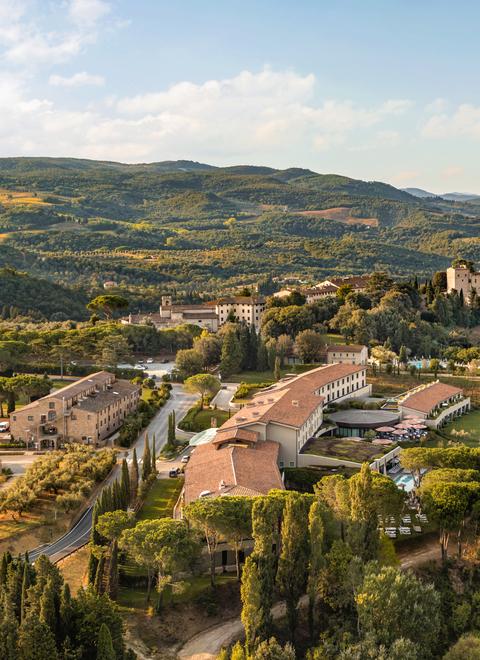 Nuove suite ma anche bar e ristoranti per tutti i gusti: il resort di Castelfalfi cresce grazie a un investimento di oltre 650 milioni