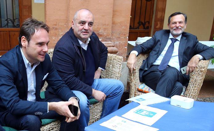 
	Da sinistra, Fornasini (FI), Malaguti e Balboni (FdI), hanno partecipato con le loro delegazioni al tavolo del centrodestra, assieme alla Lega guidata da Ottavio Curtarello

