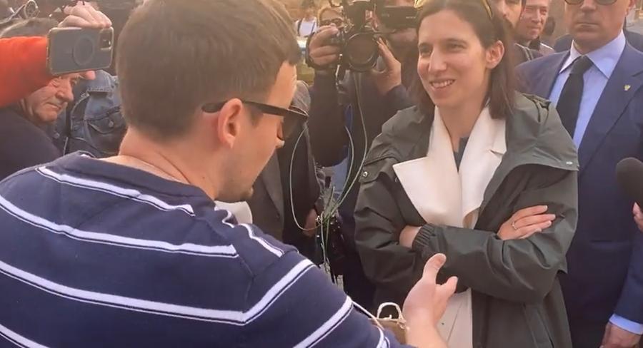 Modena. Blitz del comitato della Sacca: «Cara Schlein, qui la sinistra non c’è più»