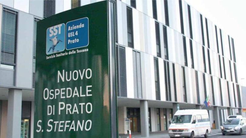 Ospedale di Prato, l’allarme dei medici: «Dai reparti di emergenza è una fuga continua e mancano 400 posti letto»