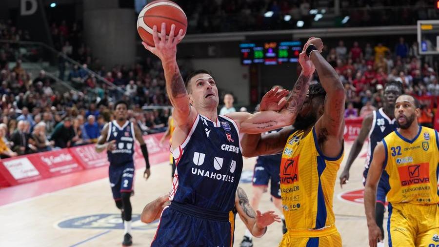 La Unahotels batte Scafati al supplementare nello spareggio salvezza