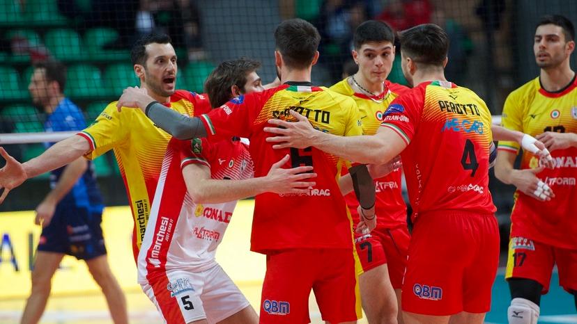 La Conad Tricolore perde a Cuneo ma festeggia la salvezza