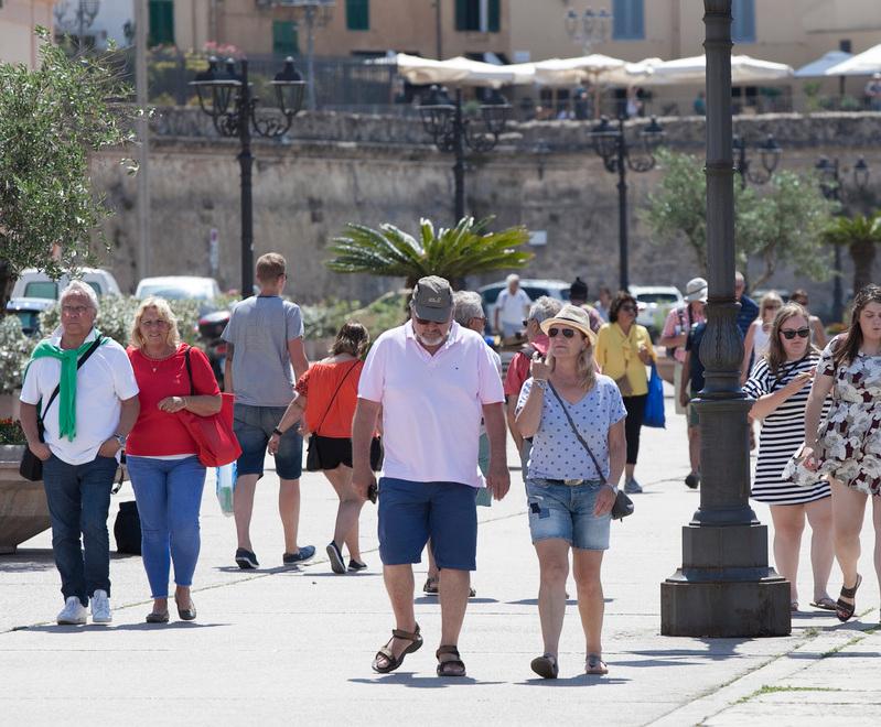 Di Gangi: ad Alghero e Olbia tra b&amp;b e locazioni brevi per i locali non c’è più posto 