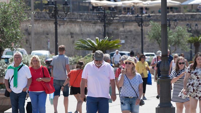Di Gangi: ad Alghero e Olbia tra b&b e locazioni brevi per i locali non c’è più posto