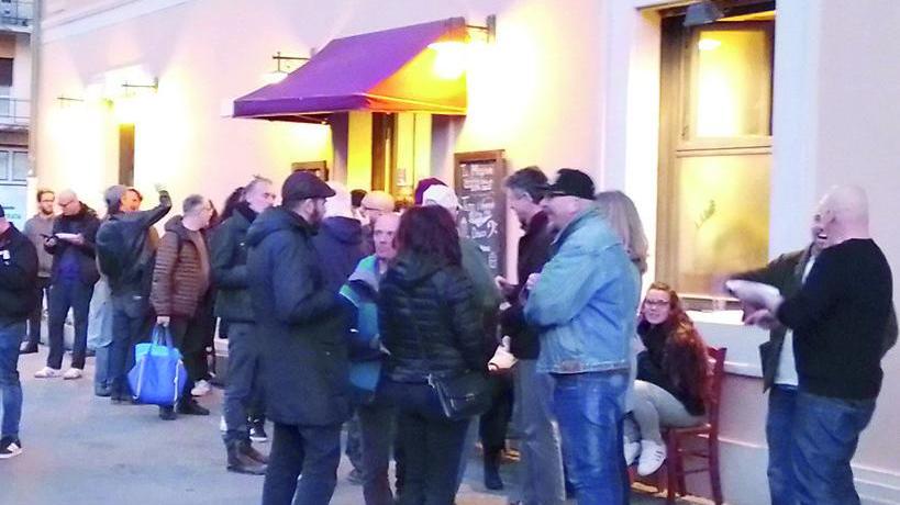 Alla Bodeguita il brindisi per salutare Giovanni: «Non avrebbe mai voluto un funerale, meglio una festa»