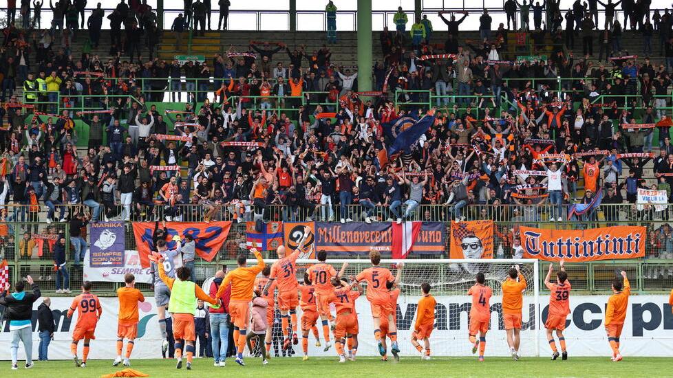 Alla Pistoiese basta un gol. E la Curva Nord esplode