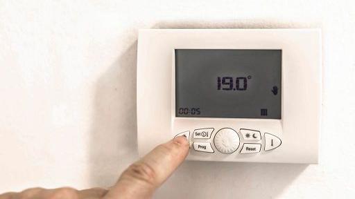 Sassari, il sindaco proroga il termine per l’accensione dei riscaldamenti negli edifici pubblici e residenziali