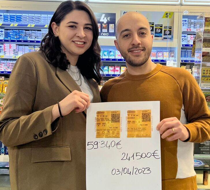 Soliera. Vinti oltre 300mila euro «Un vassoio di pasticcini in regalo dal fortunato» 