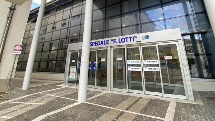 Ospedali di Pontedera a Volterra a rischio collasso per la carenza di personale