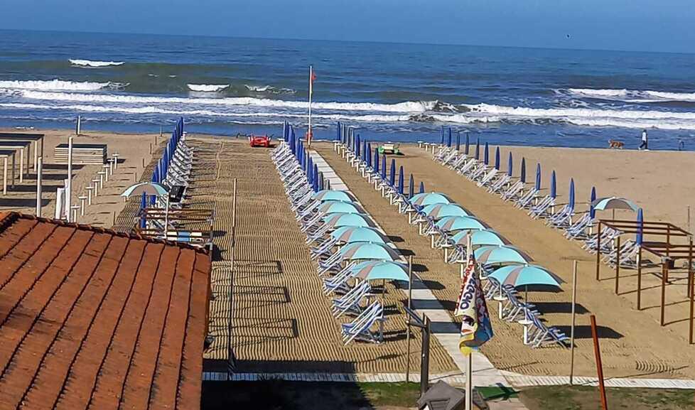 Il caso delle previsioni meteo sbagliate, le categorie: «La Versilia è penalizzata»