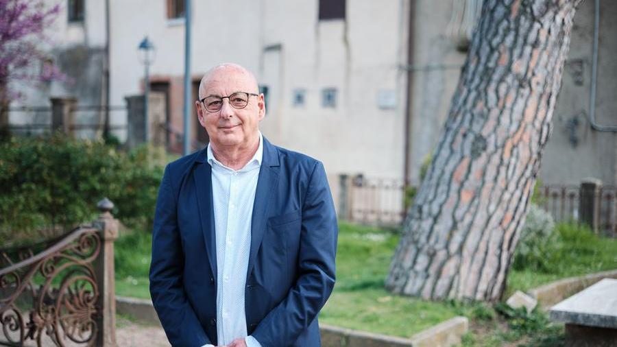 Manciano: esplode il fucile, sindaco ferito alla mano