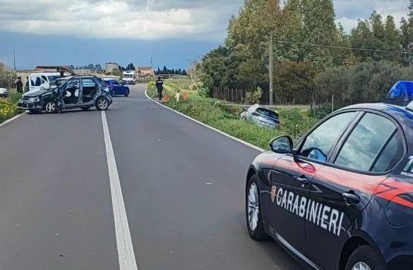 Incidente stradale con la droga in auto: in due finiscono all’ospedale in codice rosso