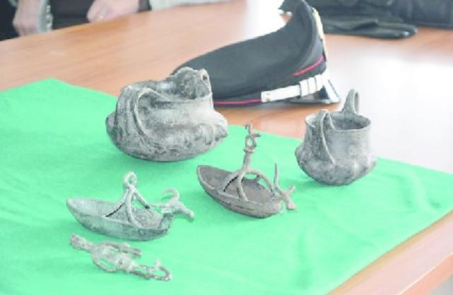 Sassari, traffico di reperti preziosi: trent’anni ai nove imputati