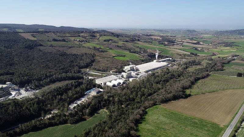 Knauf verso la parità di genere, l’appello: «Vogliamo più donne. Venite a lavorare in fabbrica»