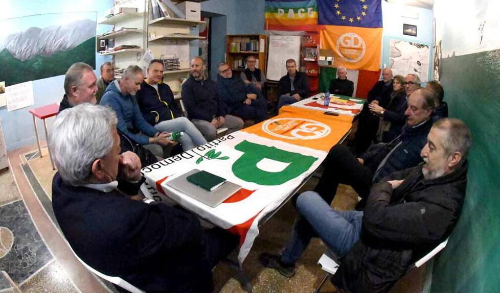 Massa, per il candidato unitario del centrosinistra forse un nuovo rinvio