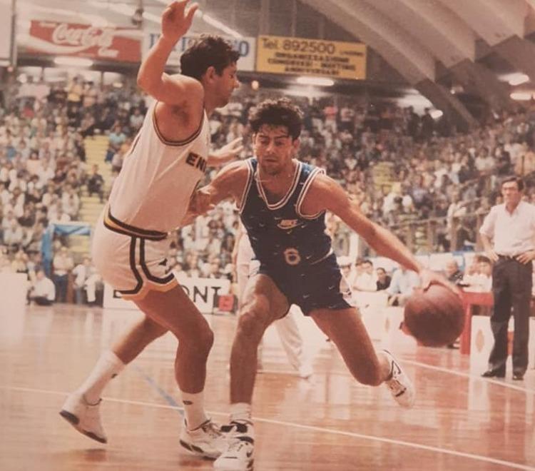 Il derby di Claudio Bonaccorsi: «Match della livornesità. Un po’ rosico perché vorrei giocarlo anch’io»