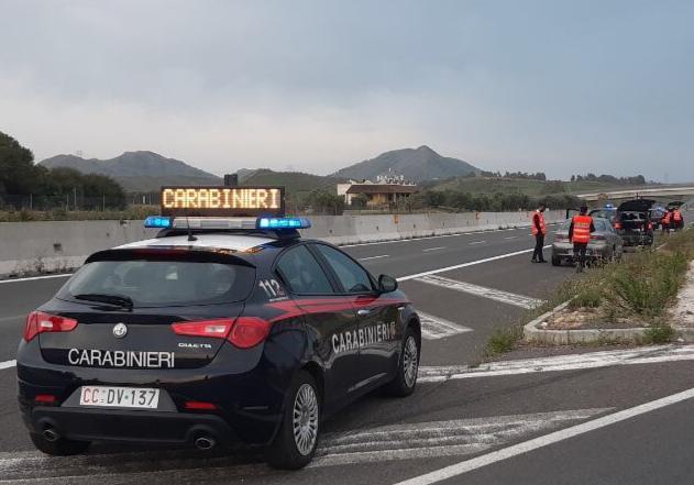 Operaio travolto da un’auto mentre è al lavoro sulla statale 130
