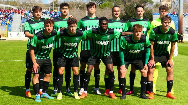 La formazione del Sassuolo che ha vinto il Torneo di Viareggio battendo in finale il Torino