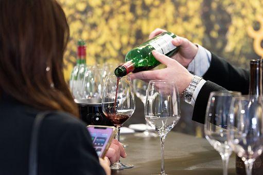 Vinitaly alla volata finale, premiati 79 vini sardi