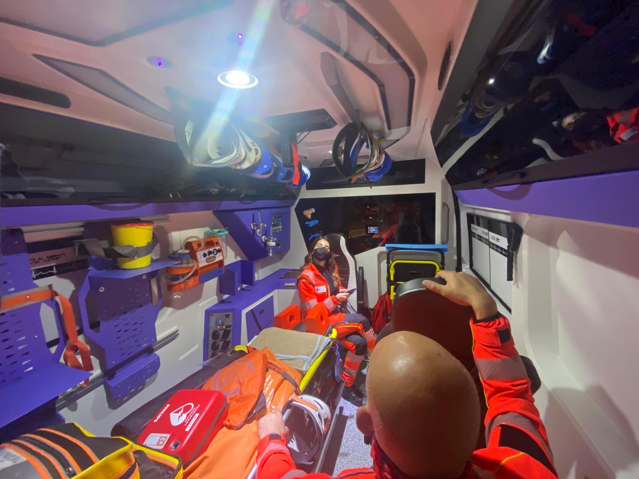 «Pagati meno degli infermieri»: la rabbia dei medici del 118 