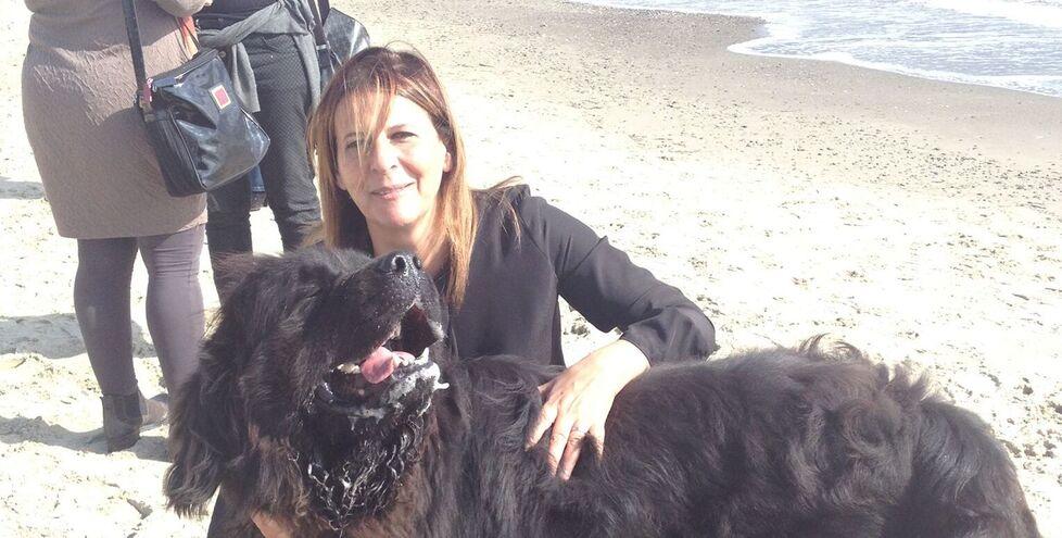 Prato, soldi per restituire i cani: chi è la direttrice del canile arrestata. Acquisiti documenti in Comune