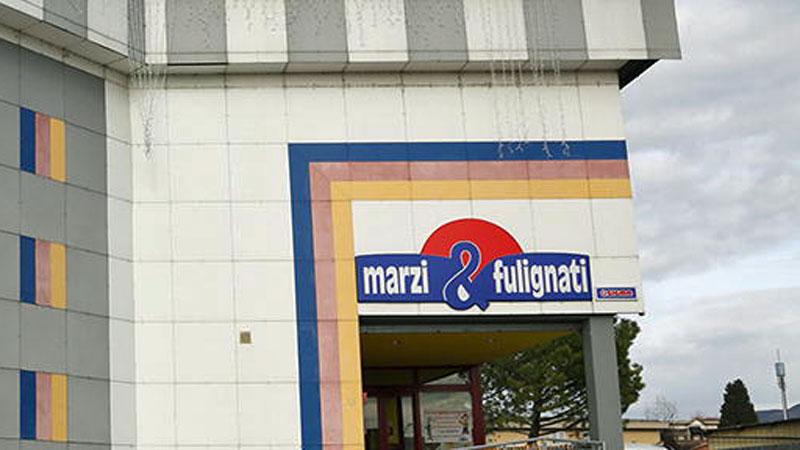 Vinci, esasperato dai furti espone le foto dei ladri al supermercato: il sindaco si schiera dalla sua parte