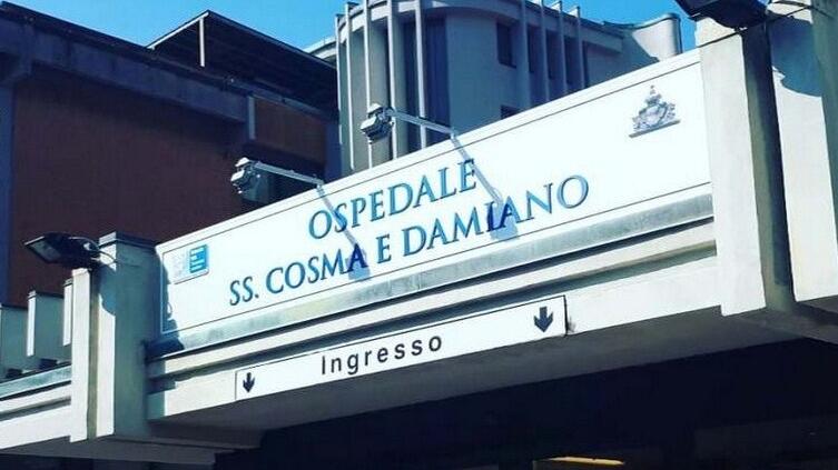 Pescia, con una frattura all’omero attende da giorni l’intervento perché mancano le placche