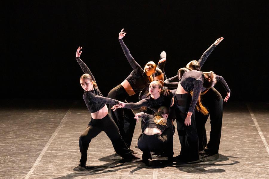 Uno sguardo al futuro con l’anima dell’artista