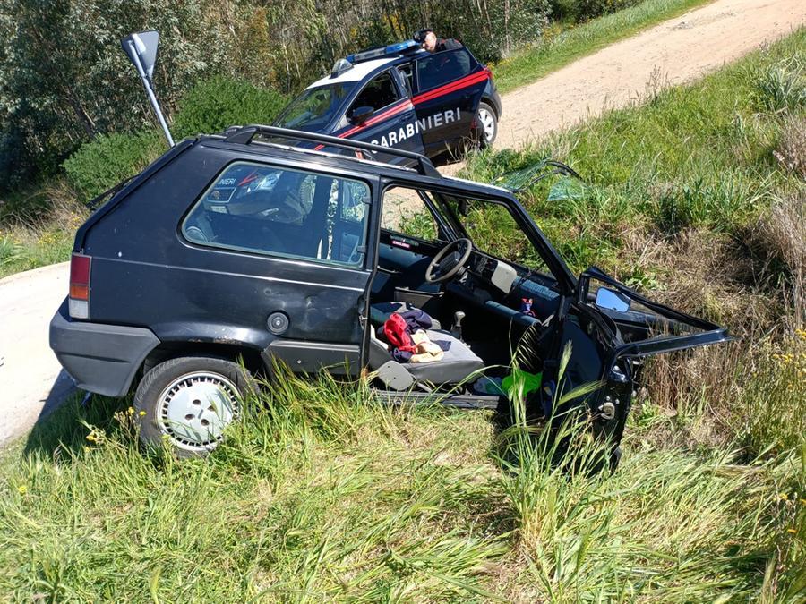 Scontro fra due auto sulla provinciale Villacidro-Samassi: 2 feriti, grave una donna