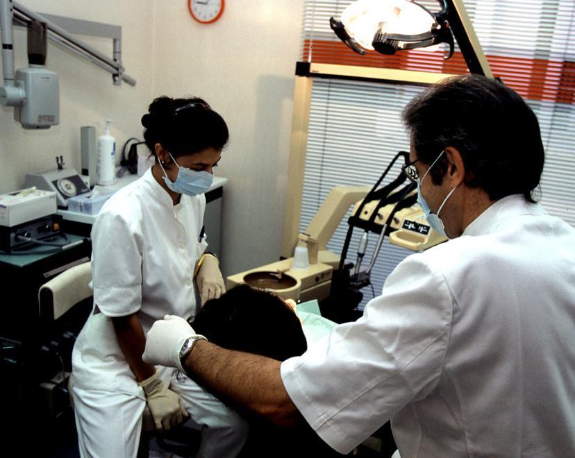 Per l’intervento odontoiatrico ad una novantenne appuntamento fra dieci mesi 