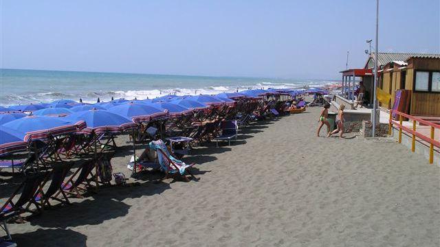Cecina, parte la stagione turistica: alberghi quasi al completo