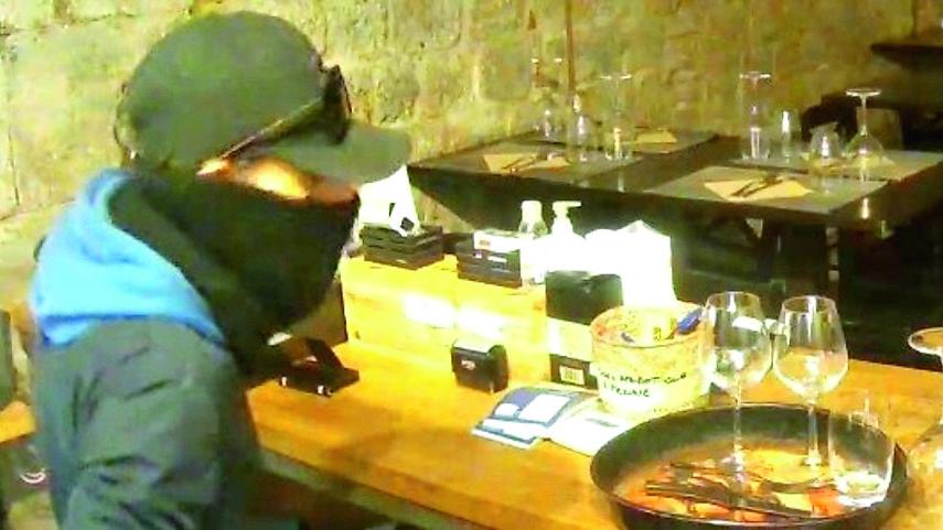 Pisa, l’accanimento seriale dei ladri contro il ristorante “Il Mercante”