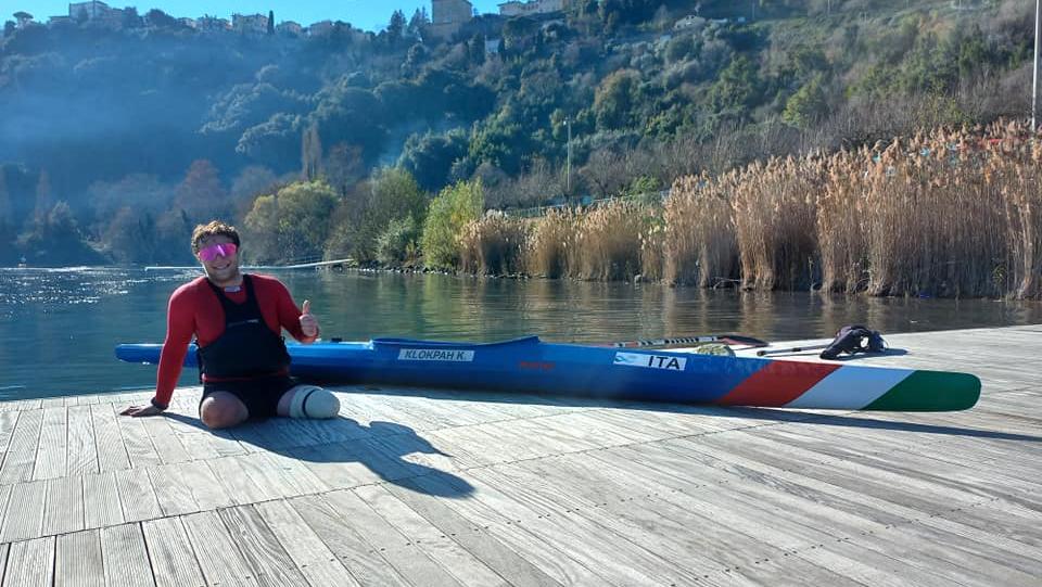 Christian Volpi e la sua canoa